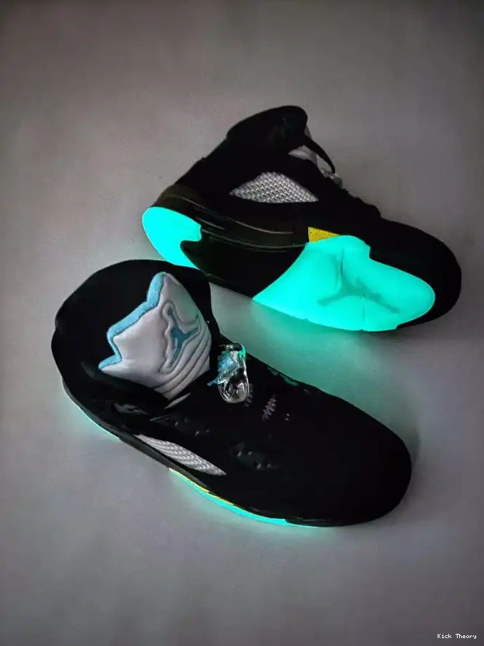 Kicked Out Shoe Store Aqua 5 Jordan Air DD0587-047 0506